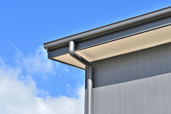 Cost of Commercial Gutter Installation in Spring Hill