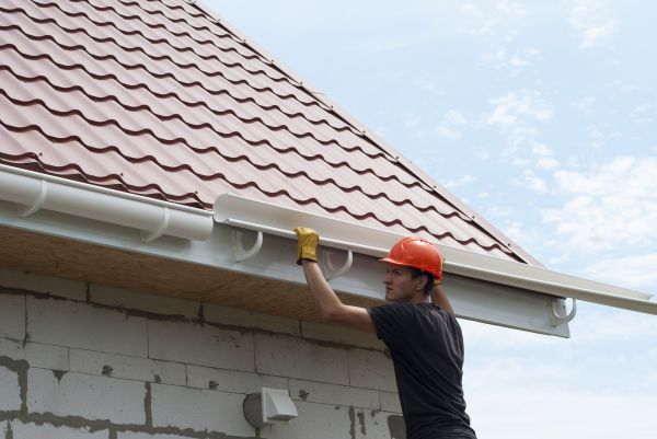 Cost of Rain Gutter Repair in Spring Hill