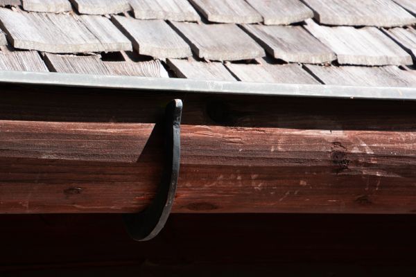 Cost of Wooden Gutter Replacement in Spring Hill